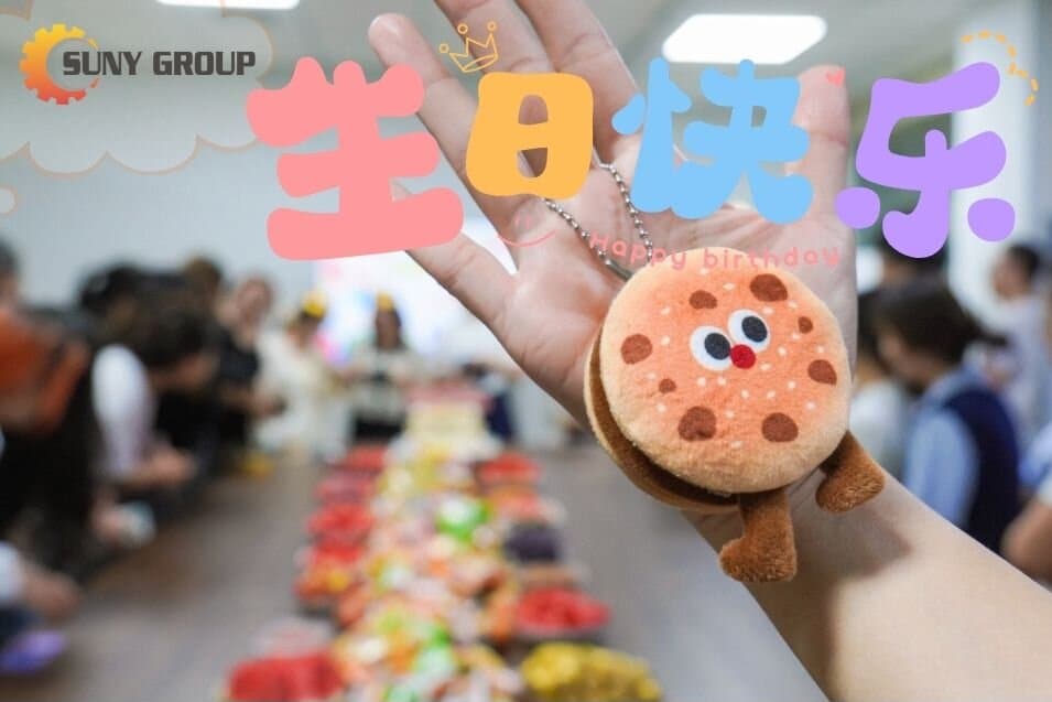 溫暖相聚六月時(shí)，以?shī)^斗笑顏點(diǎn)亮每一刻！